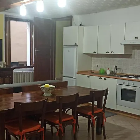 Casa Regina Dongo